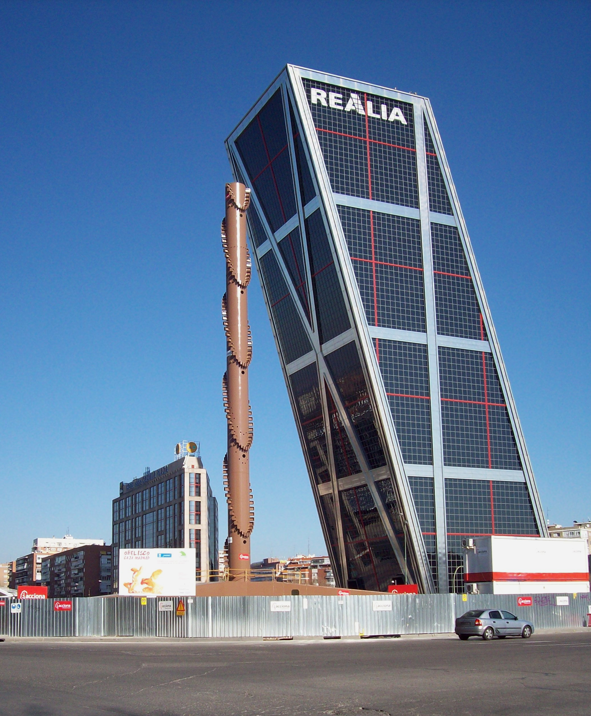 Obelisco Plaza Castilla — 10